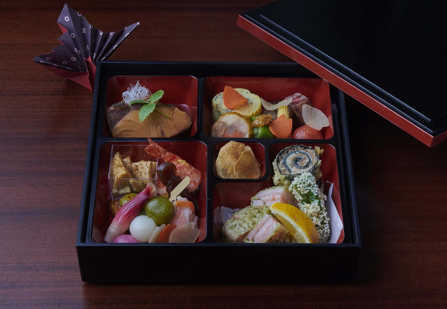Japanische Bento Box Kochstunde in einem Privathaus in Tokio